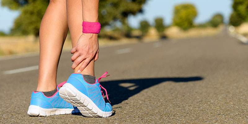 Le coureur blessé: la fracture de stress